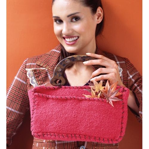 pembe ahşap saplı çanta