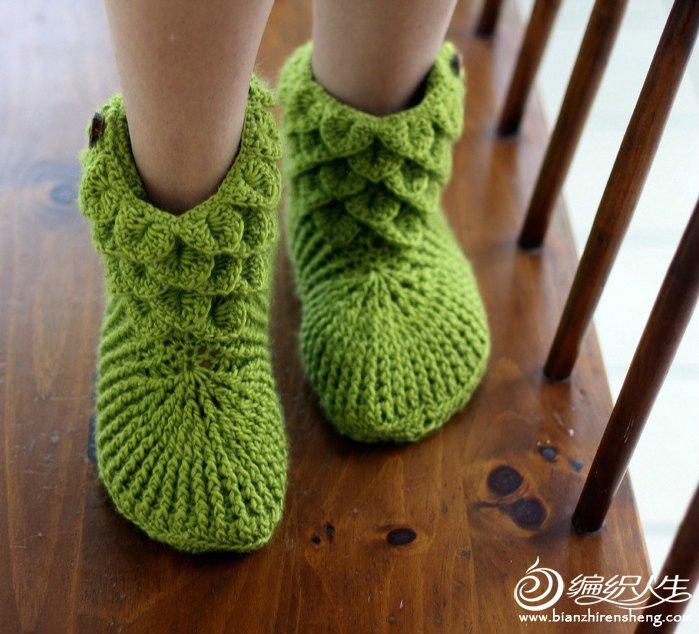 yeşil renkli desenli örgü çorap patik modeli