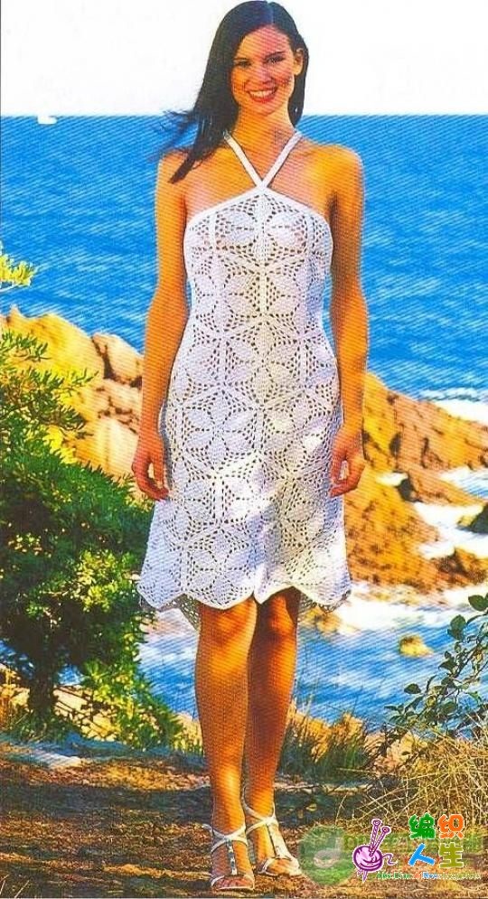 beyaz renkli motifli yazlık örgü elbise modeli