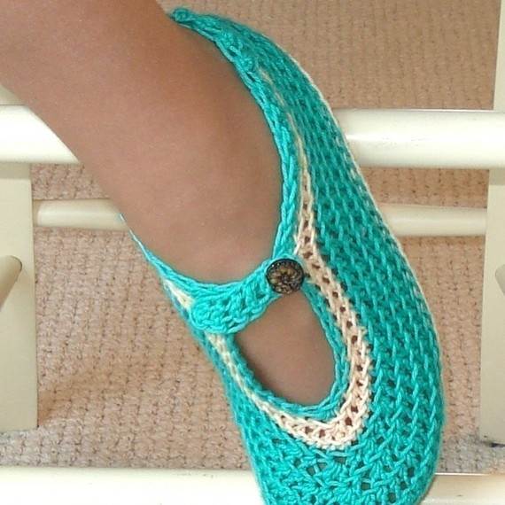 turkuaz tığ ile örülmiş çetik